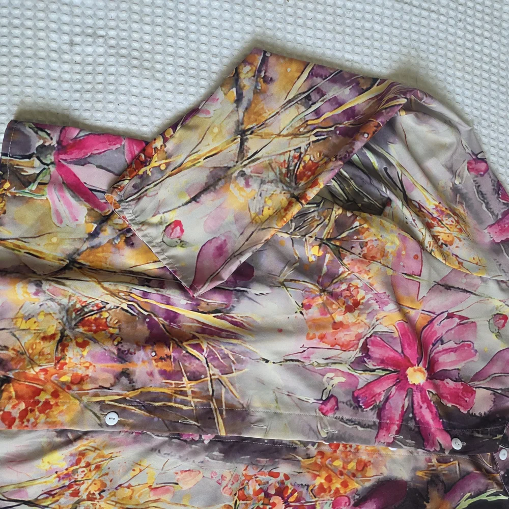 5/25$ Women's Floral Blouse - Picture 5 of 15